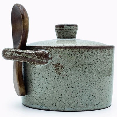 Bodega de sal de cerámica con tapa y cuchara de madera, recipiente para encimera, azucarero y tarro de especias