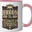 Taza cerámica Queen Of Absolutely Everything Confidence Feminism rosa/blanca
