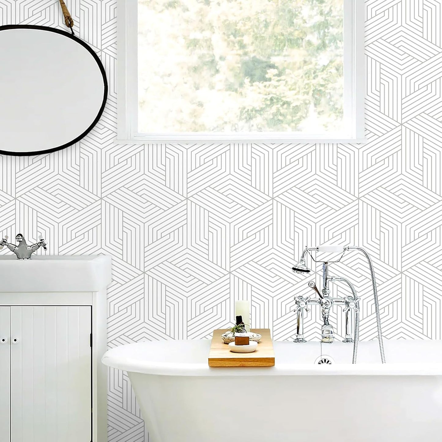 Papel tapiz geométrico gris y blanco autoadhesivo para baño