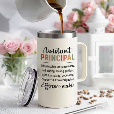 Taza de café aislada regalo para asistente del director
