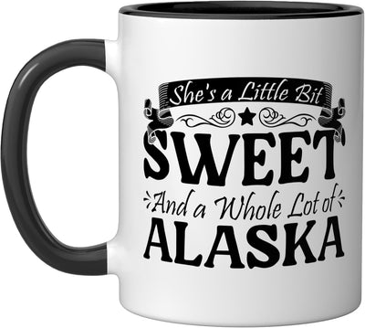 Taza cerámica She's a Little Bit Sweet y Alaska, negro/blanco