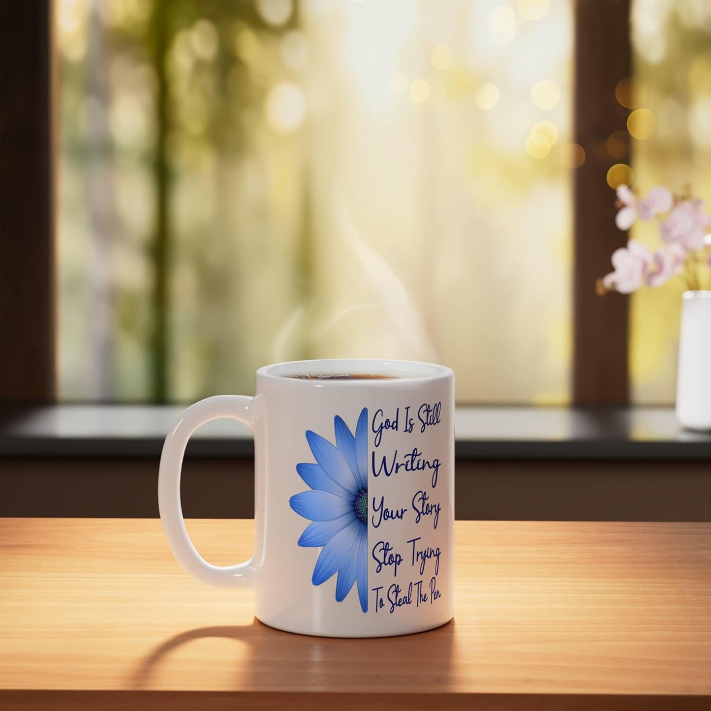 Taza de cerámica God Is Still Writing Your Story en blanco