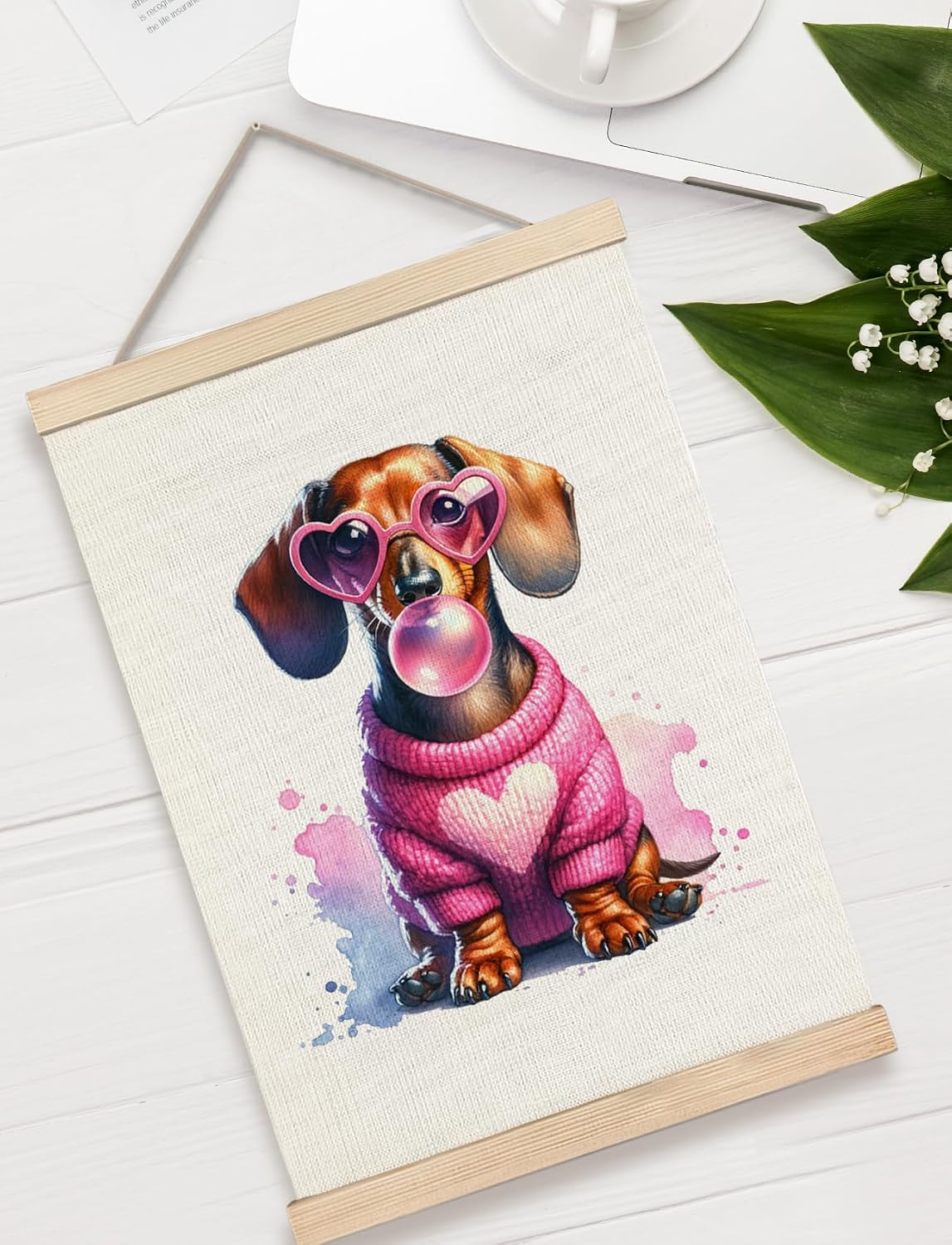 Marco colgante perro salchicha con lazo rosa arte pared