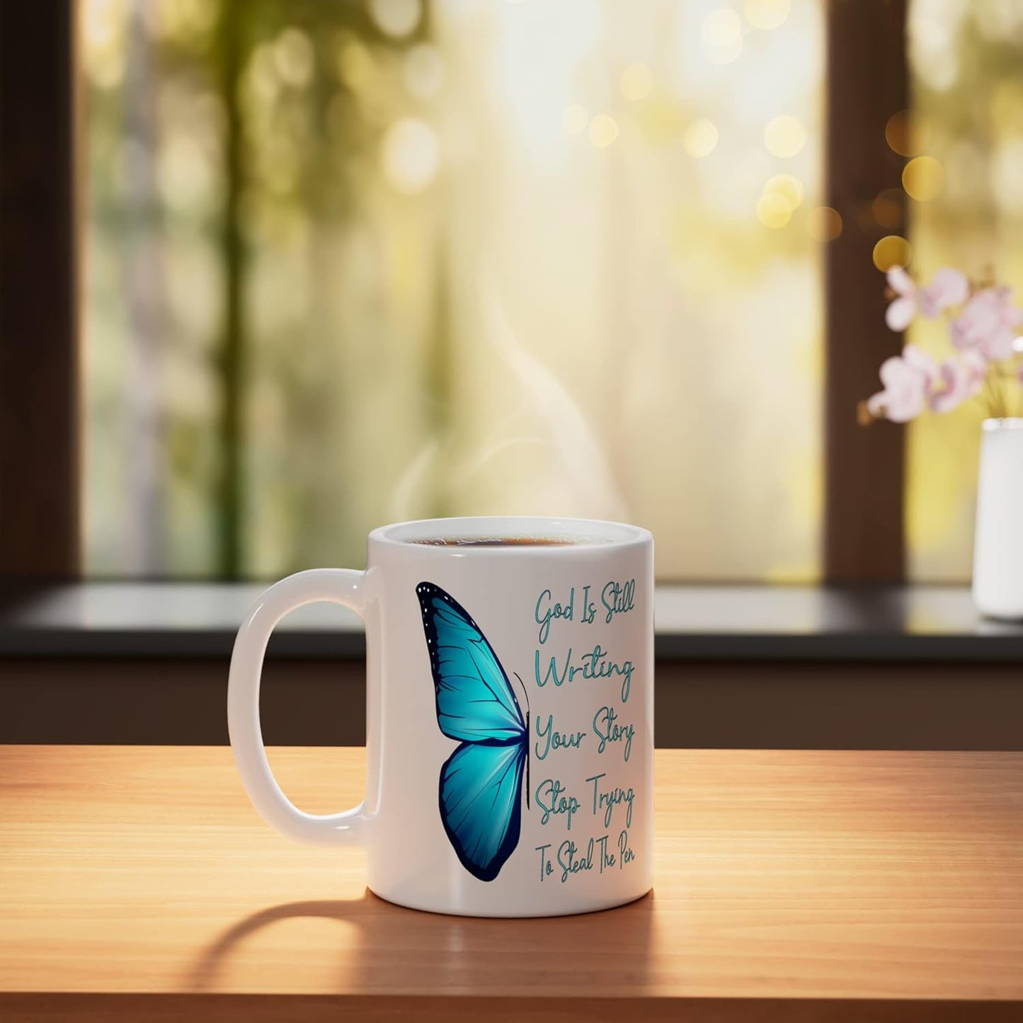 Taza de cerámica God Is Still Writing Your Story en blanco