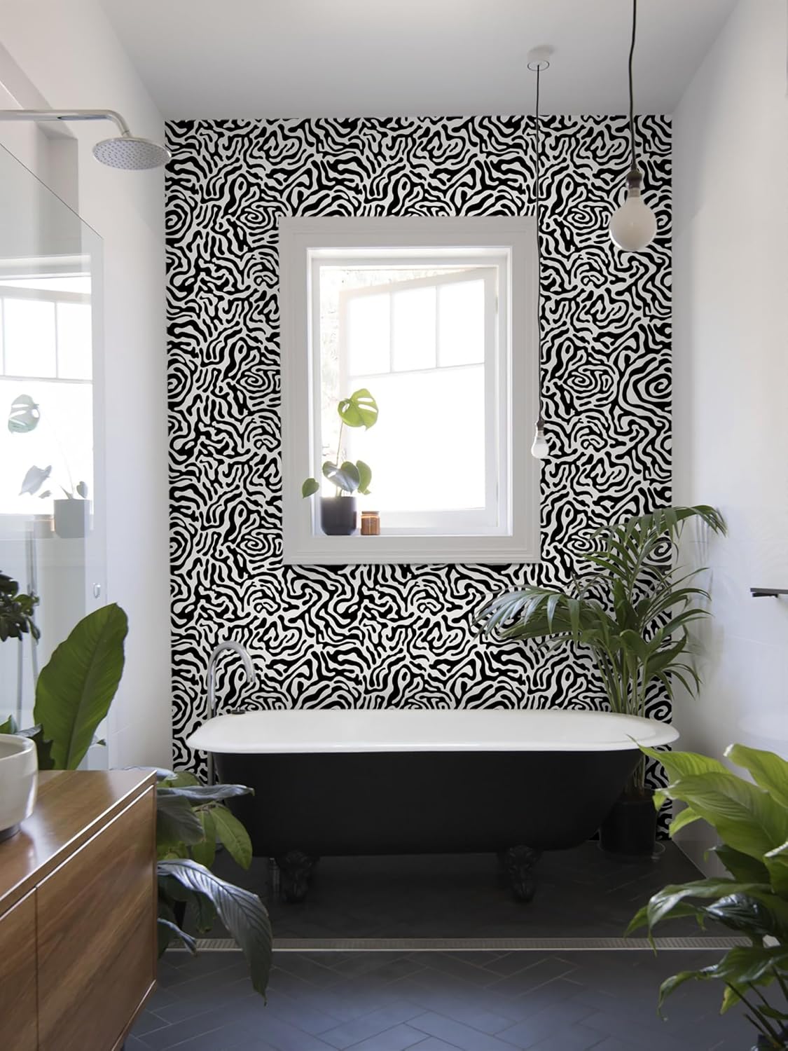 Papel tapiz geométrico blanco y negro 17.3x78.7pulg