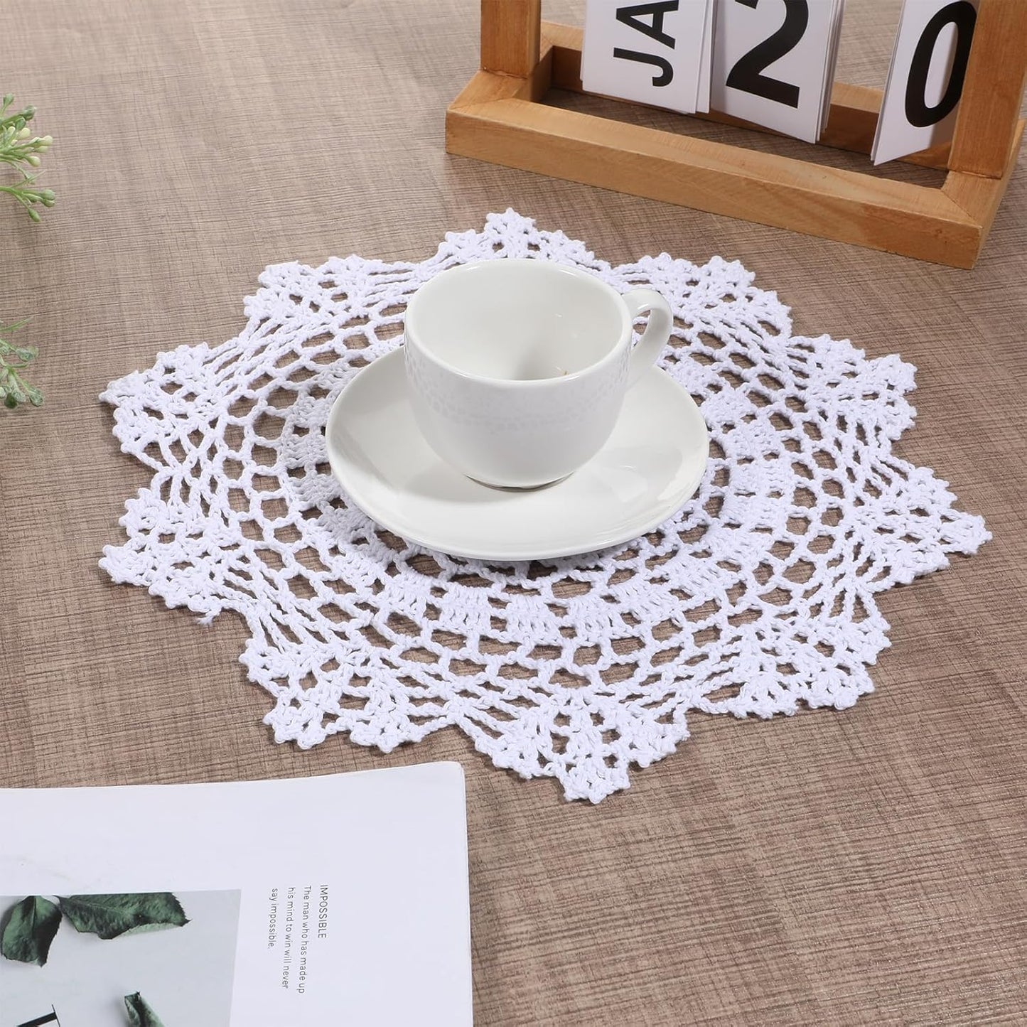 Mantel de crochet beige para mesa vintage de 11 pulgadas
