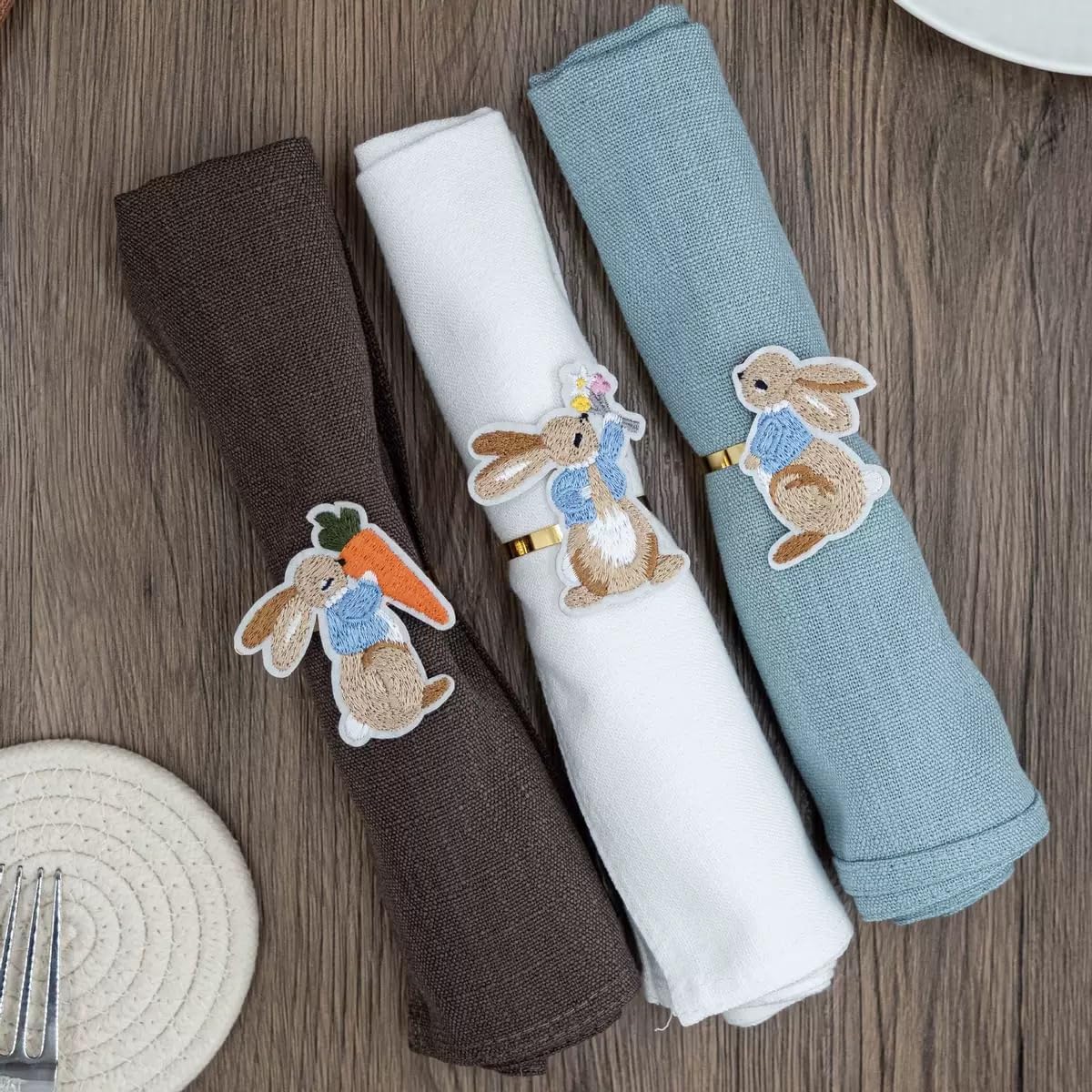 Set 3 servilleteros Pascua metal dorado con conejo