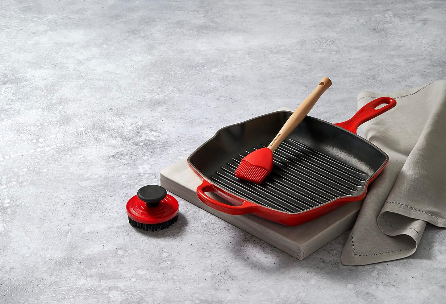 Cepillo nailon Le Creuset 3 1/4 Cerise