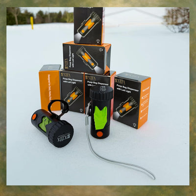 Soporte bolsa excrementos perro con linterna USB-C clip correa