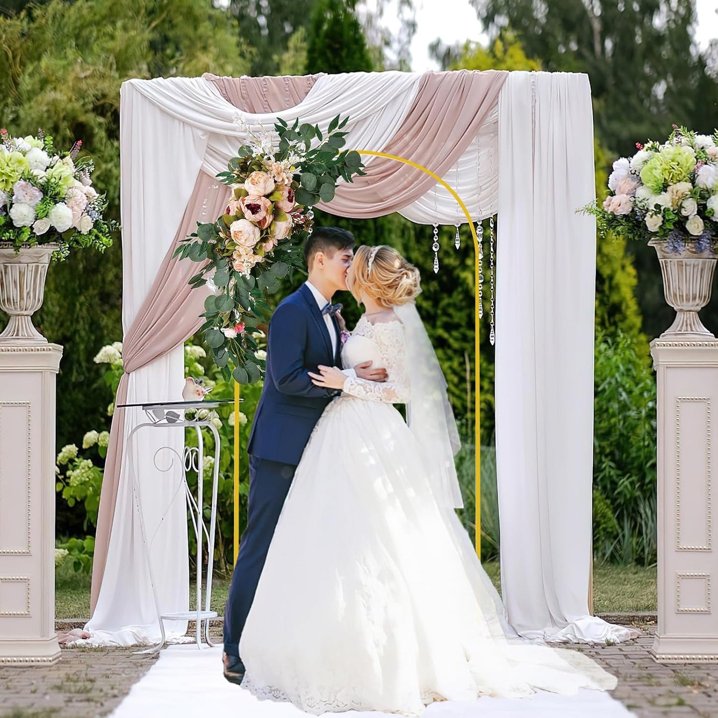 Soporte arco boda 6ft cubierta spandex blanco marco dorado