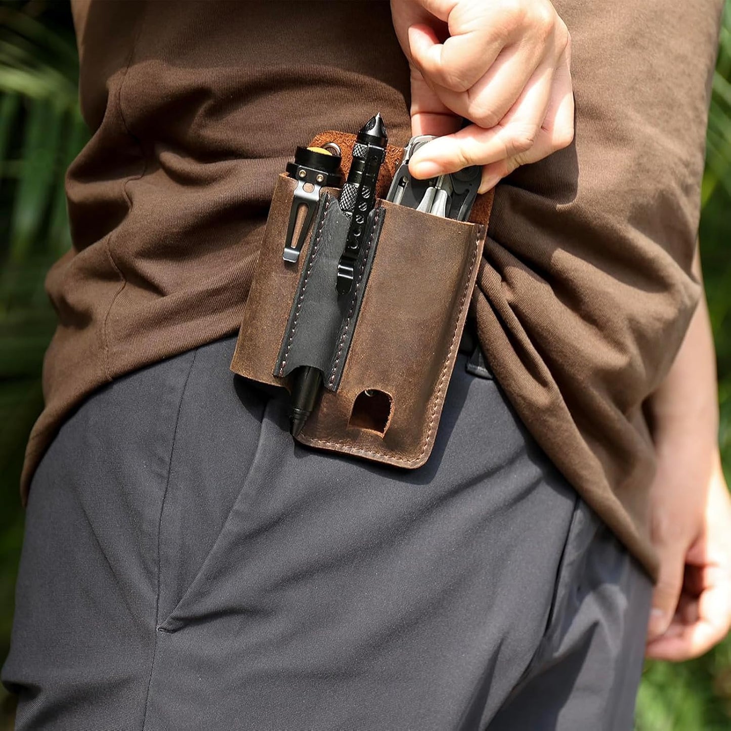 Funda cuero multiherramienta con clip para cinturón EDC