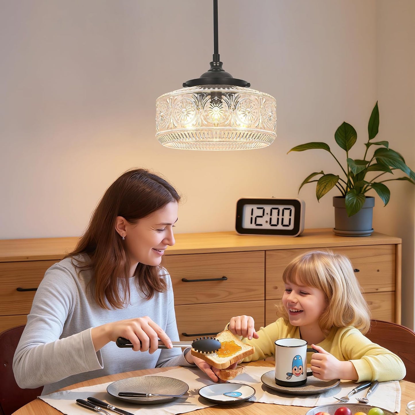 Lámpara colgante 3 luces pantalla cristal grabado cocina comedor
