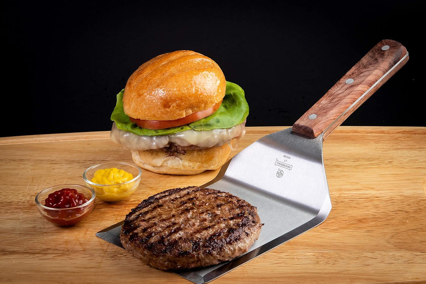 Espátula acero inox 6x5pulg mango madera parrilla