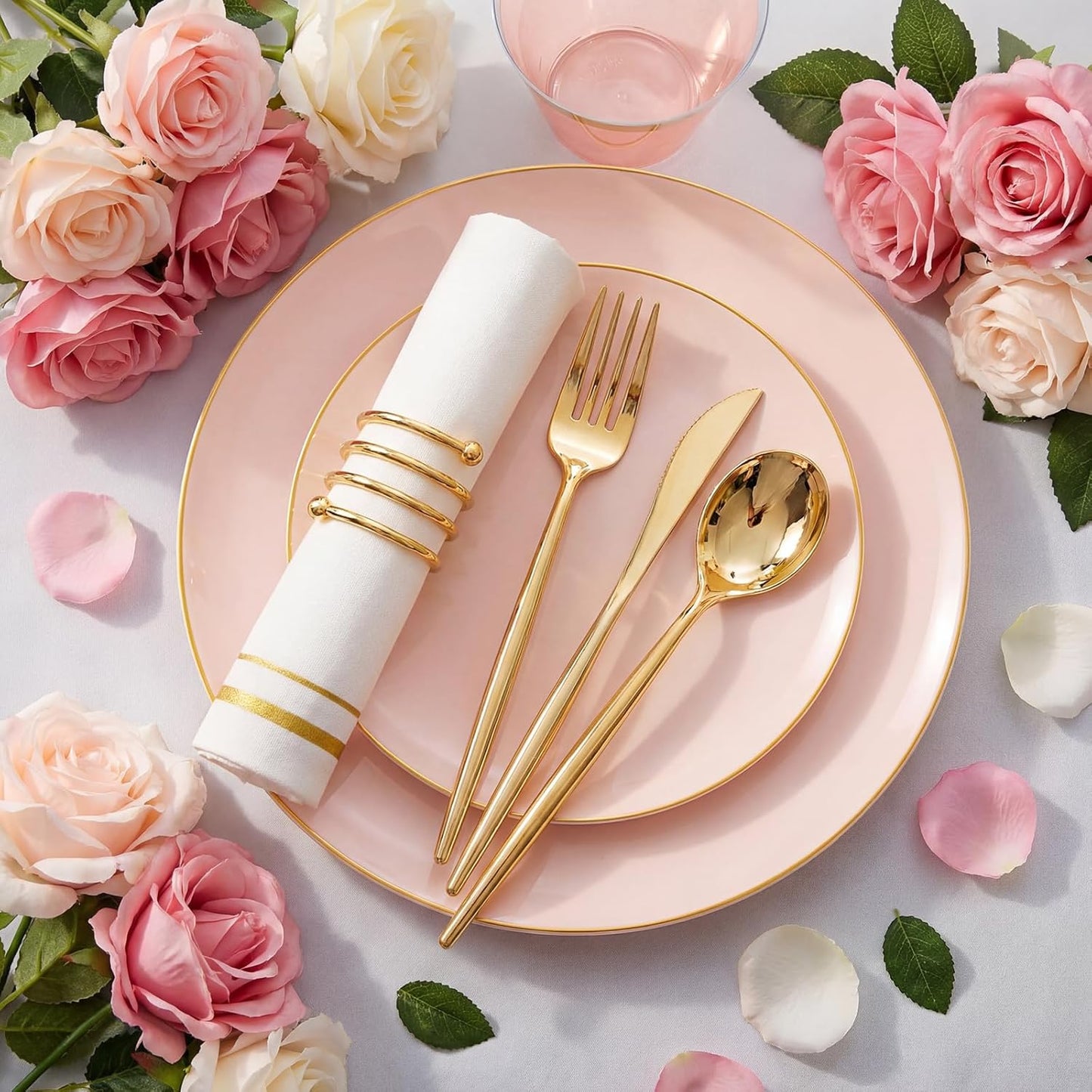 Set 350 platos plástico rosa borde dorado