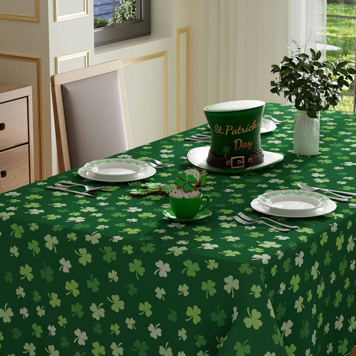 Mantel rectangular XCHI para San Patricio con tréboles verdes 52x70 pulg