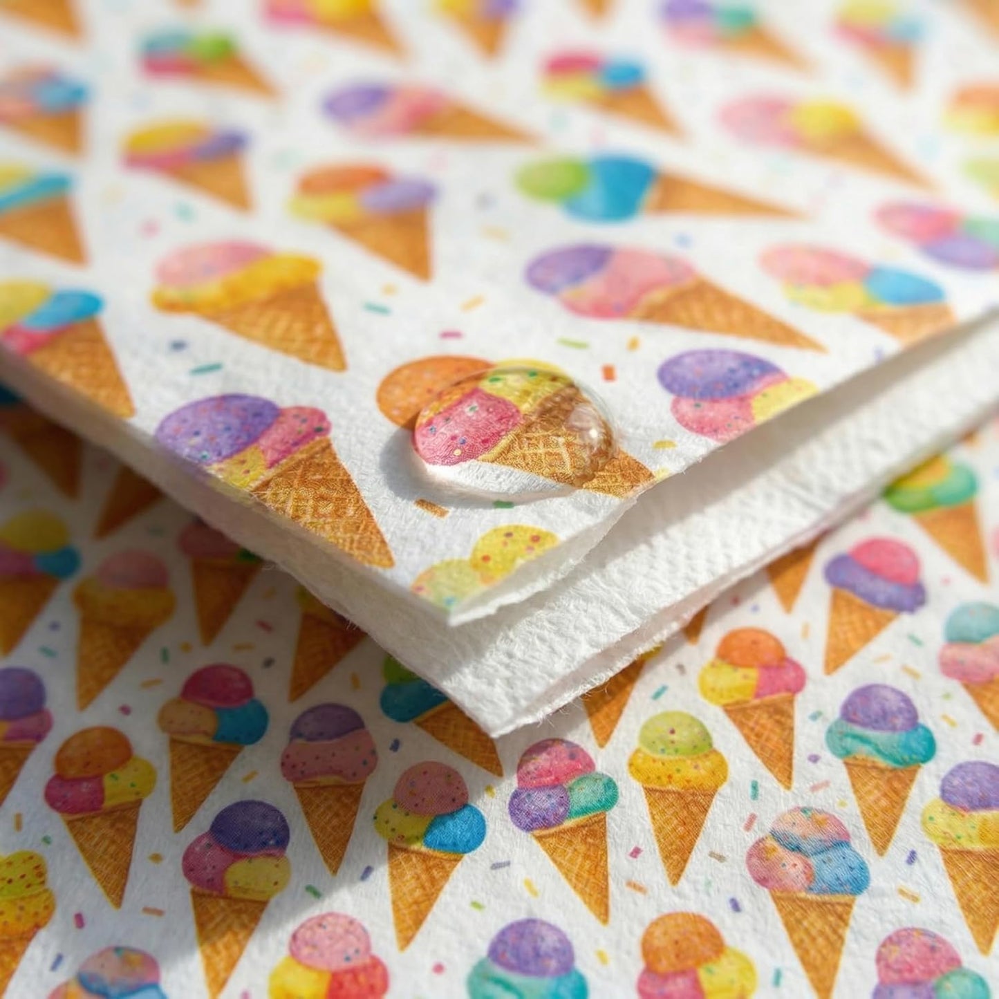 Juego de cucharas cambiantes de color y servilletas para postres