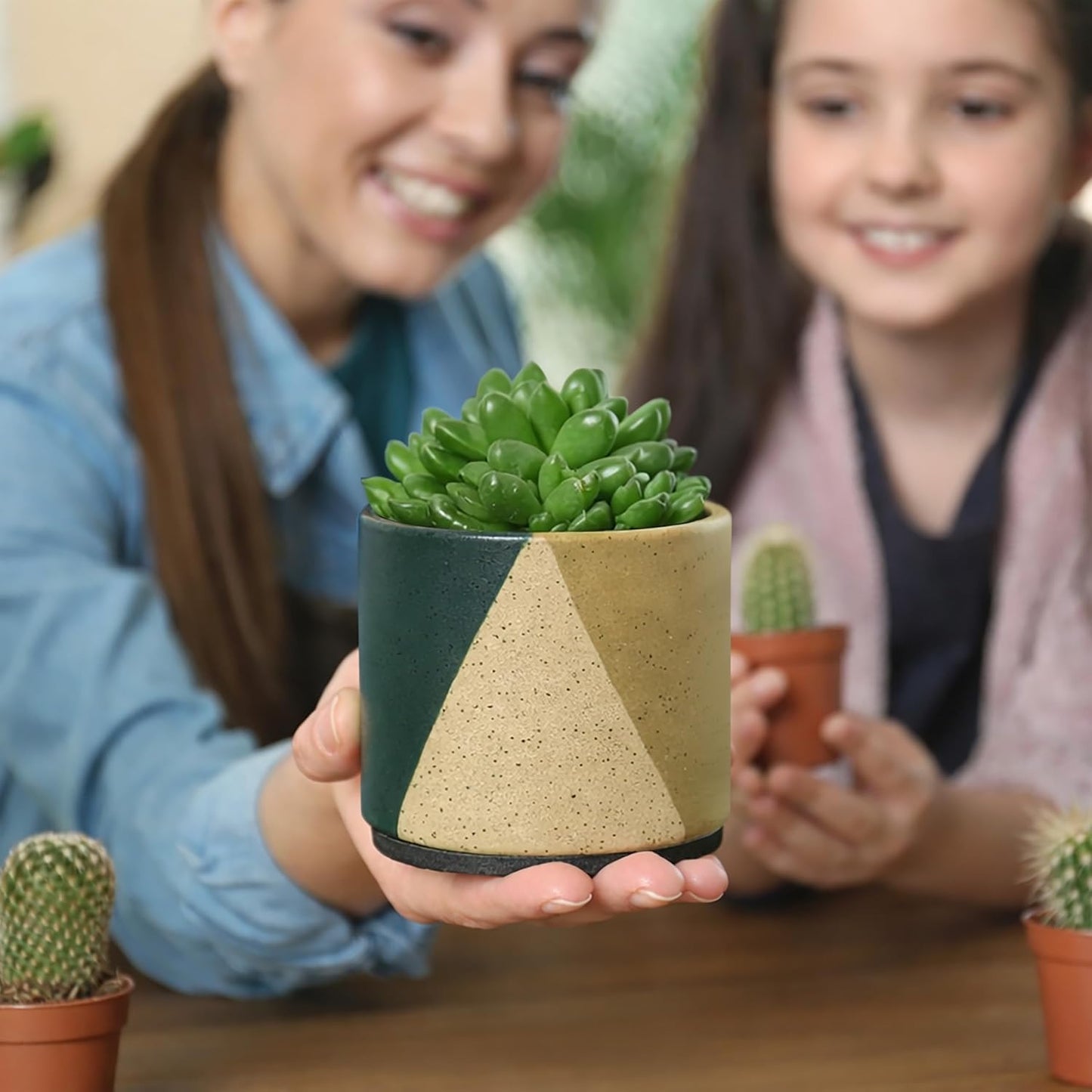 Maceta cerámica 3.5pulg con platillo desmontable drenaje interior