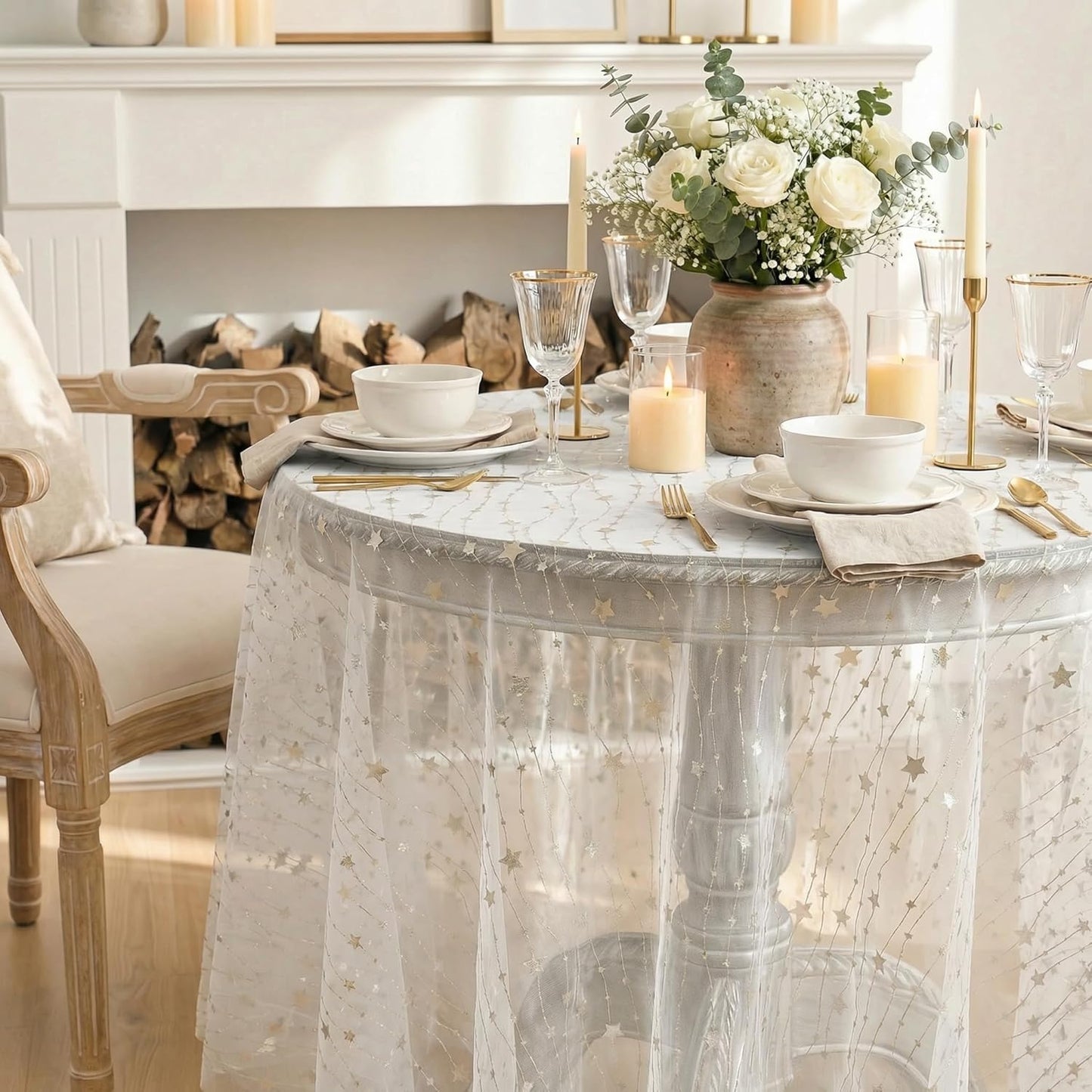 Mantel gasa estrellas blancas 60x60pulg lentejuelas plateadas