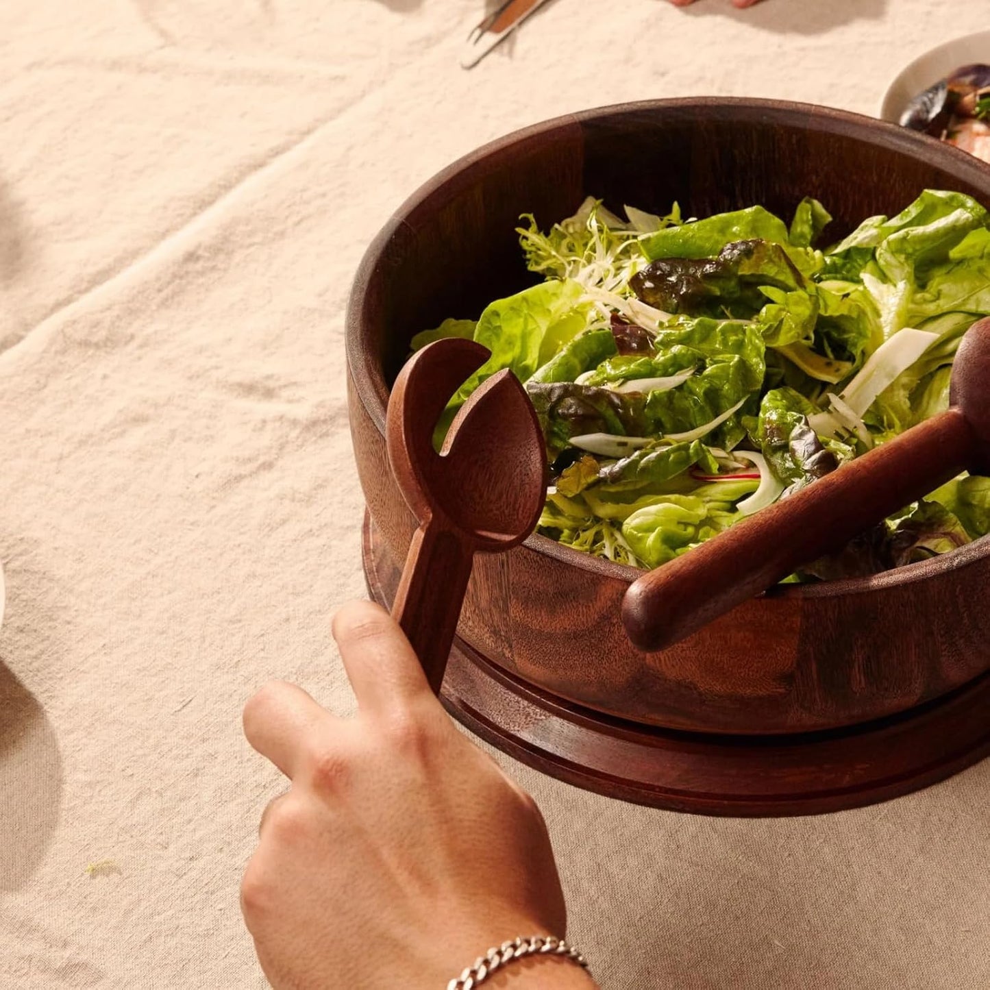 Ensaladera madera nogal grande con tapa mesa moderna