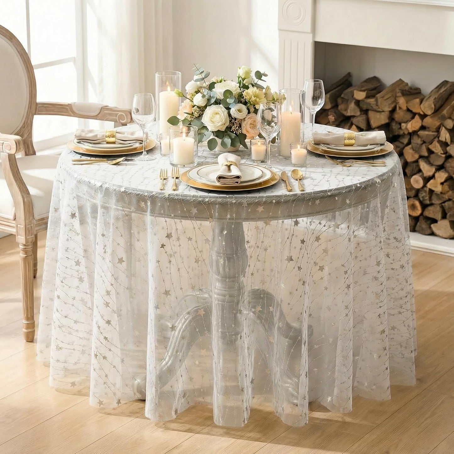 Mantel gasa estrellas blancas 60x60pulg lentejuelas plateadas