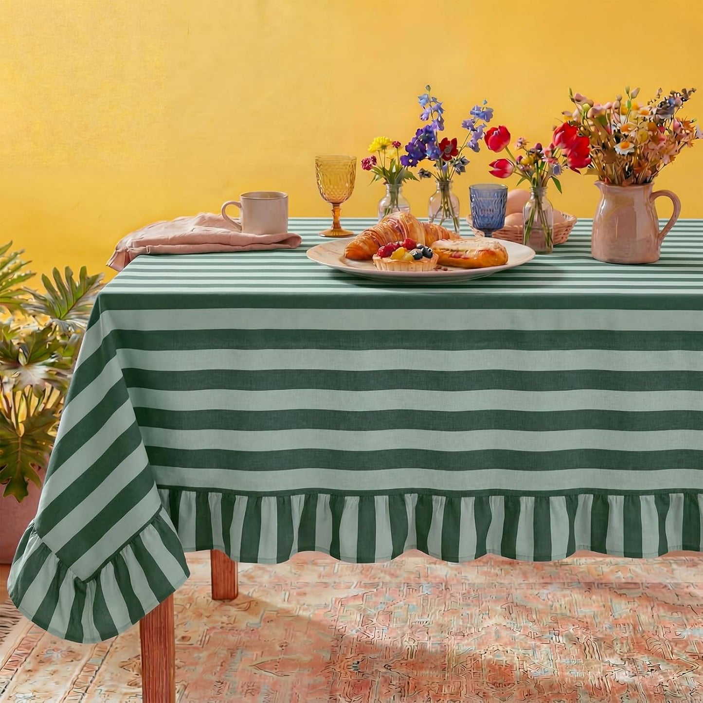 Mantel a rayas con volantes de 84 x 60 pulgadas para mesa rectangular