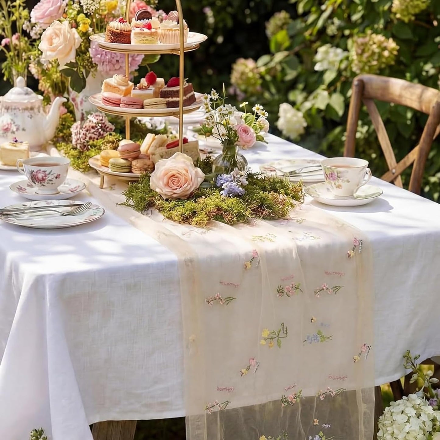 Camino de mesa de flores doradas champán bordadas para decoración de eventos