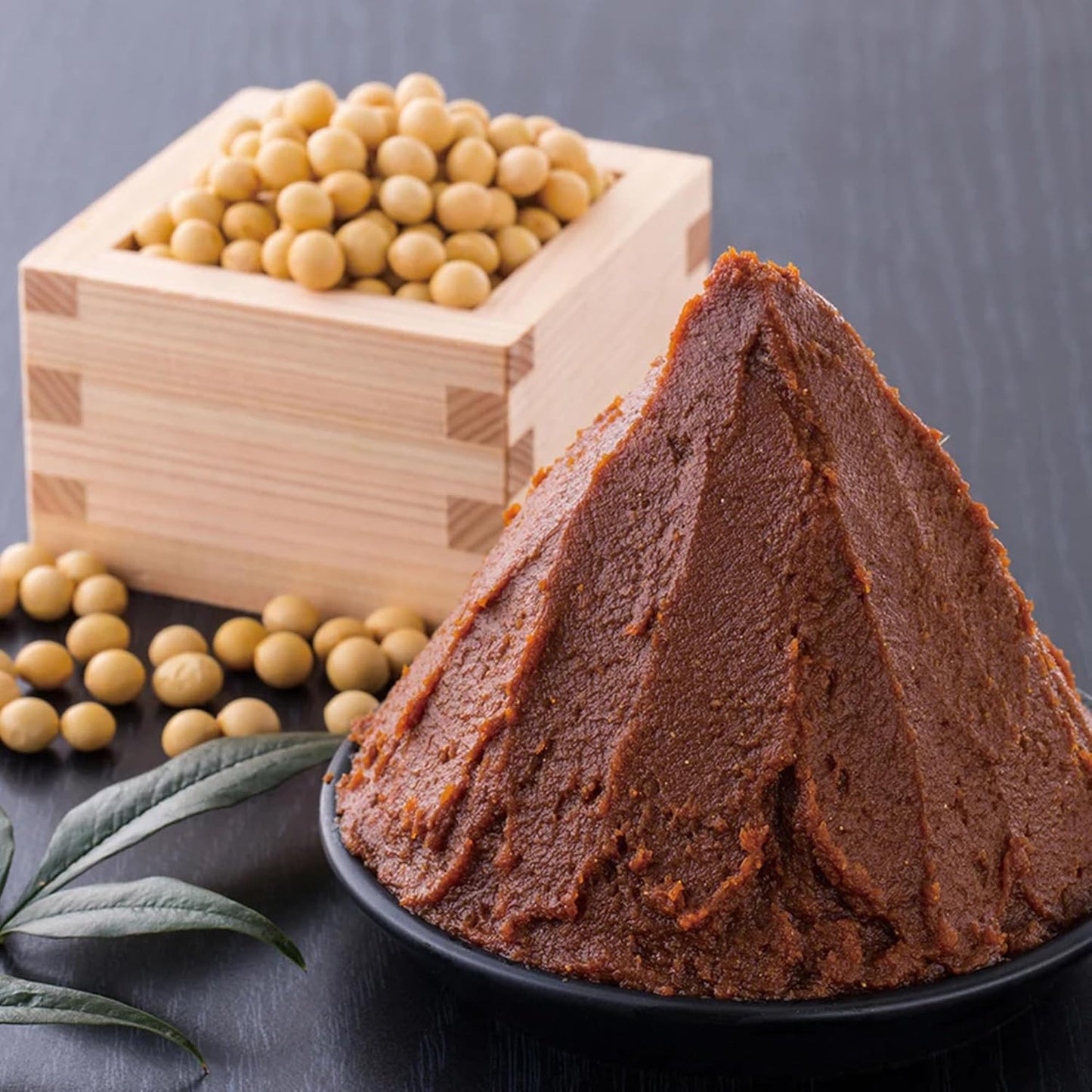 Barril madera Sawara para fermentar miso Japón