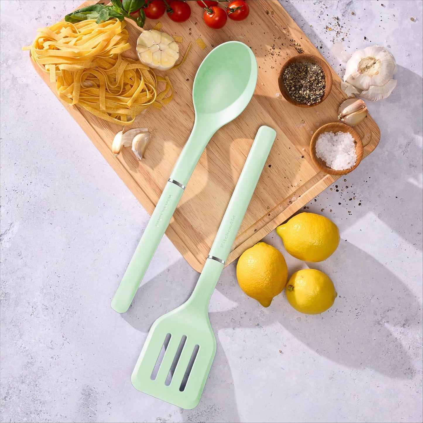 Juego de espátula y cuchara KitchenAid 2 piezas menta