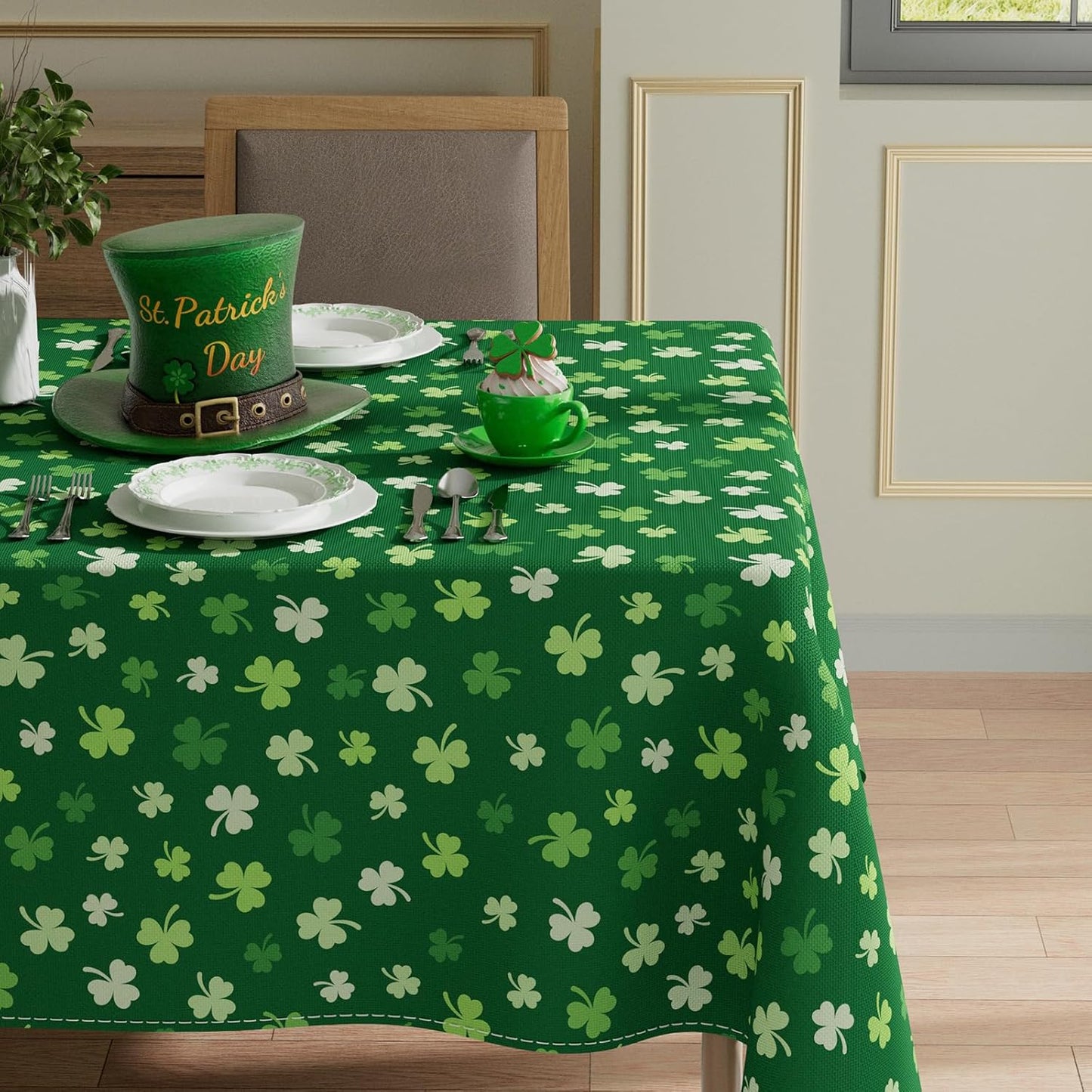 Mantel rectangular XCHI para San Patricio con tréboles verdes 52x70 pulg