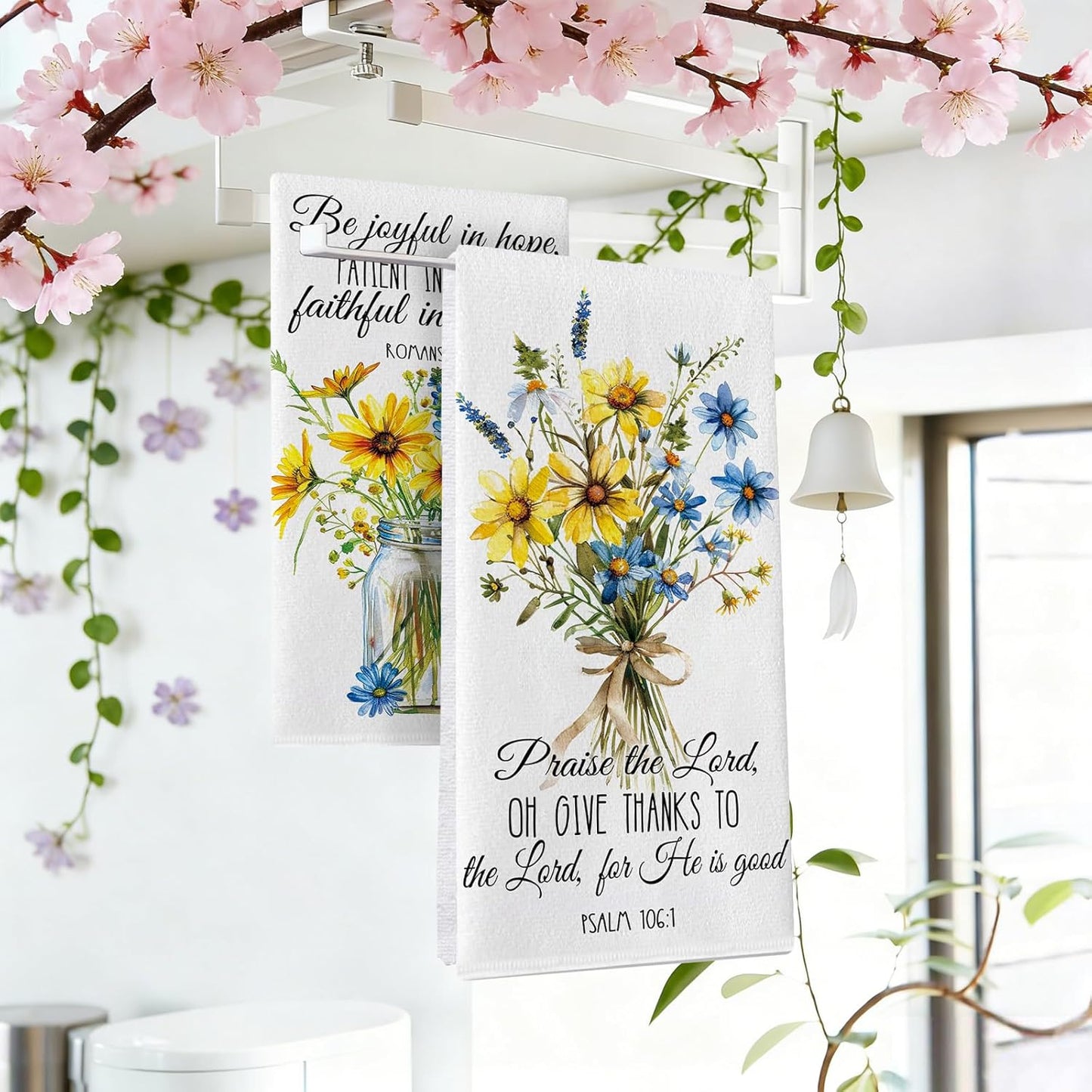 Juego de 2 paños de cocina cristianos con flores y versículos