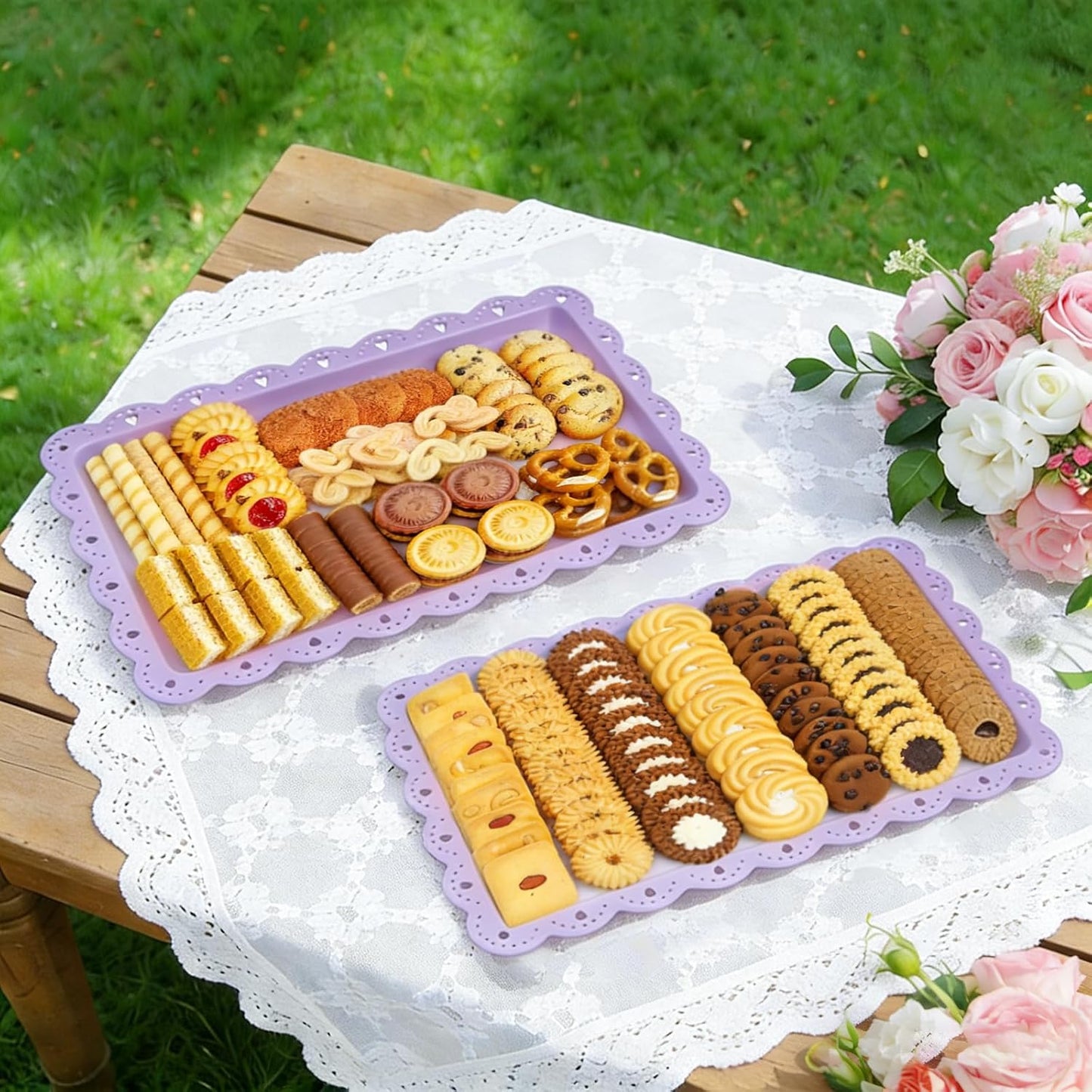 Set 4 bandejas plástico servir fiestas 14.5x9.4pulg morado