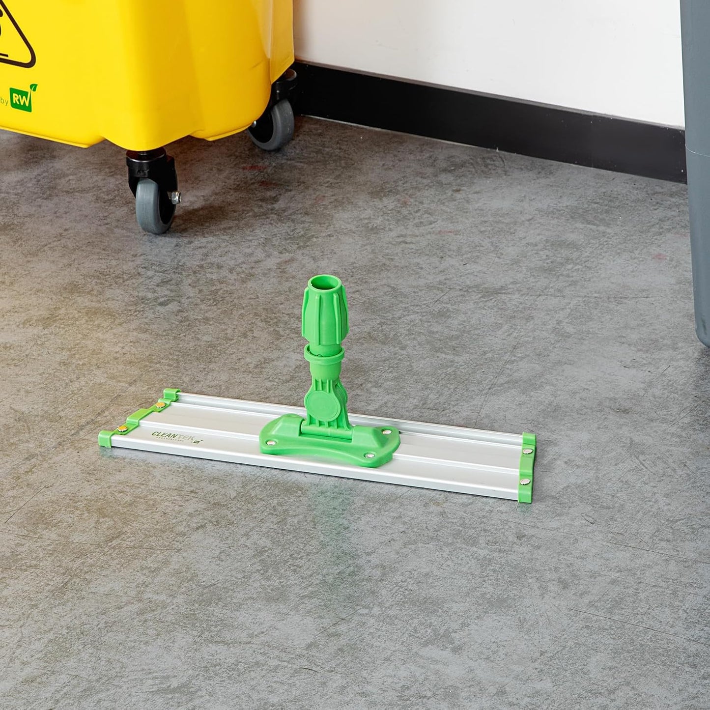 Marco mop Clean Tek 16pulg con gancho y bucle