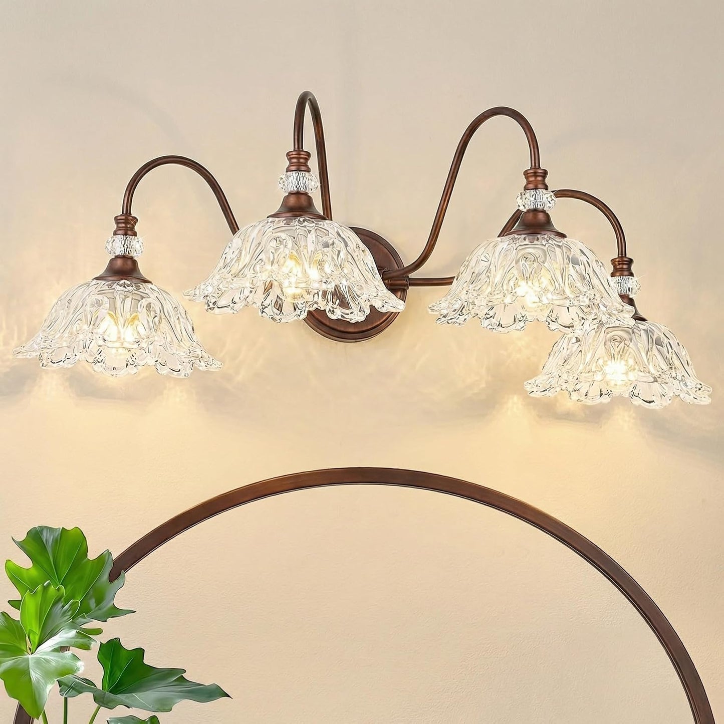 Lámpara baño bronce rojo antiguo 4 luces vidrio floral