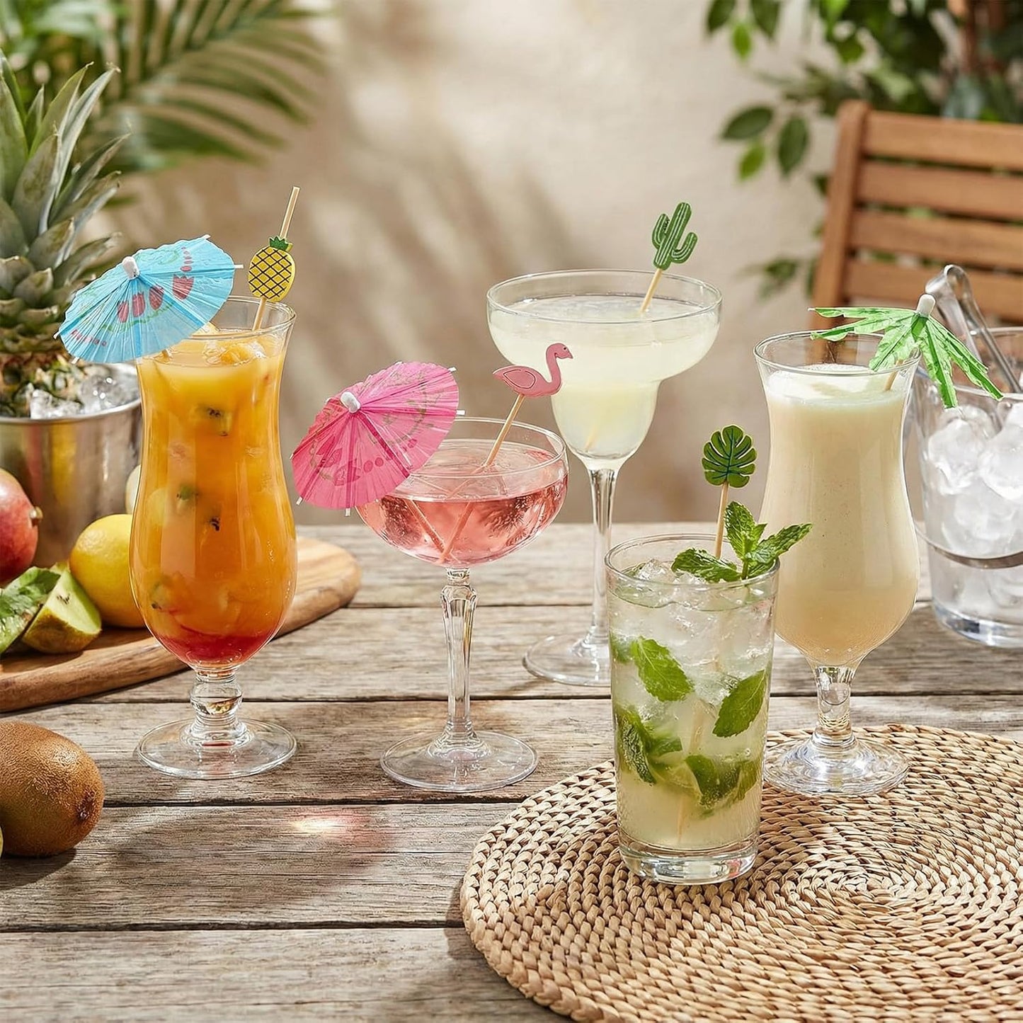 Palillos de cóctel tropicales de bambú y coco hawaiano para frutas y fiestas