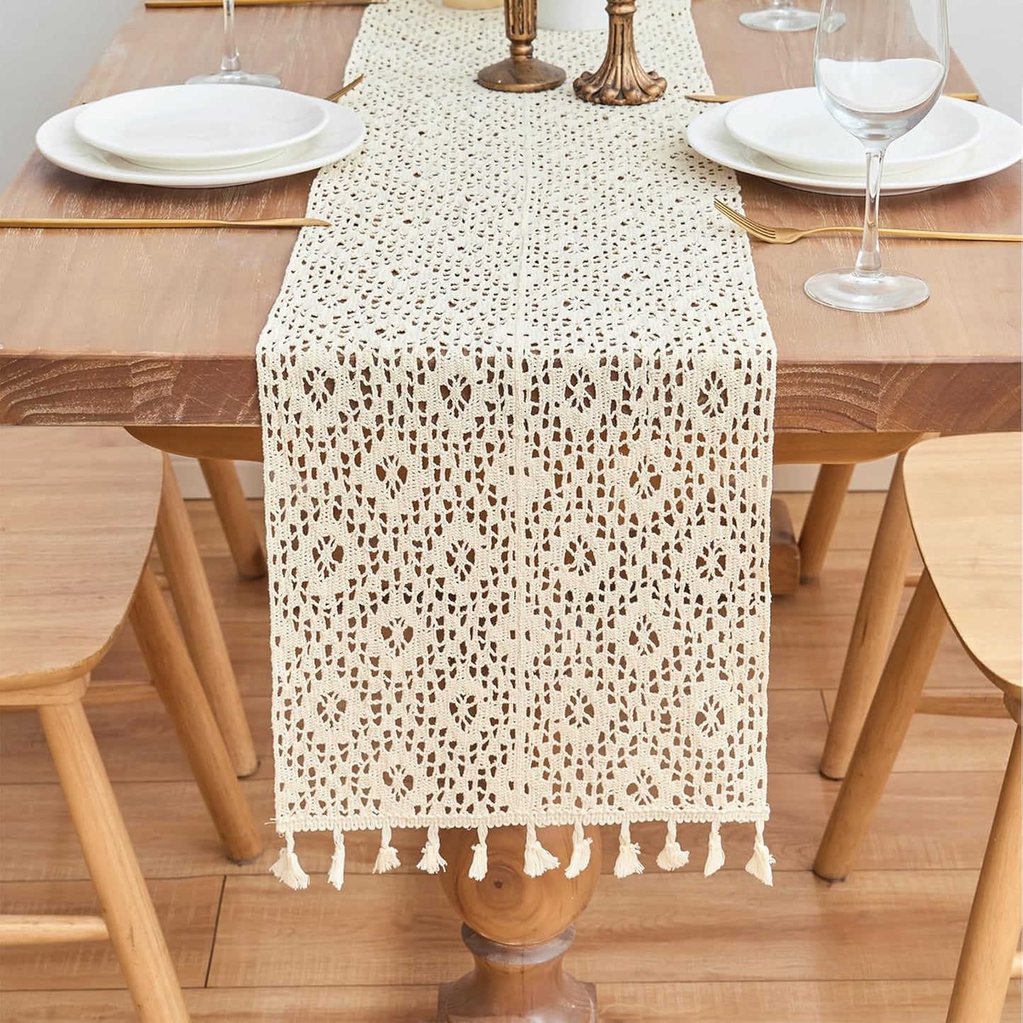 Camino de mesa de ganchillo bohemio beige de 60 pulgadas