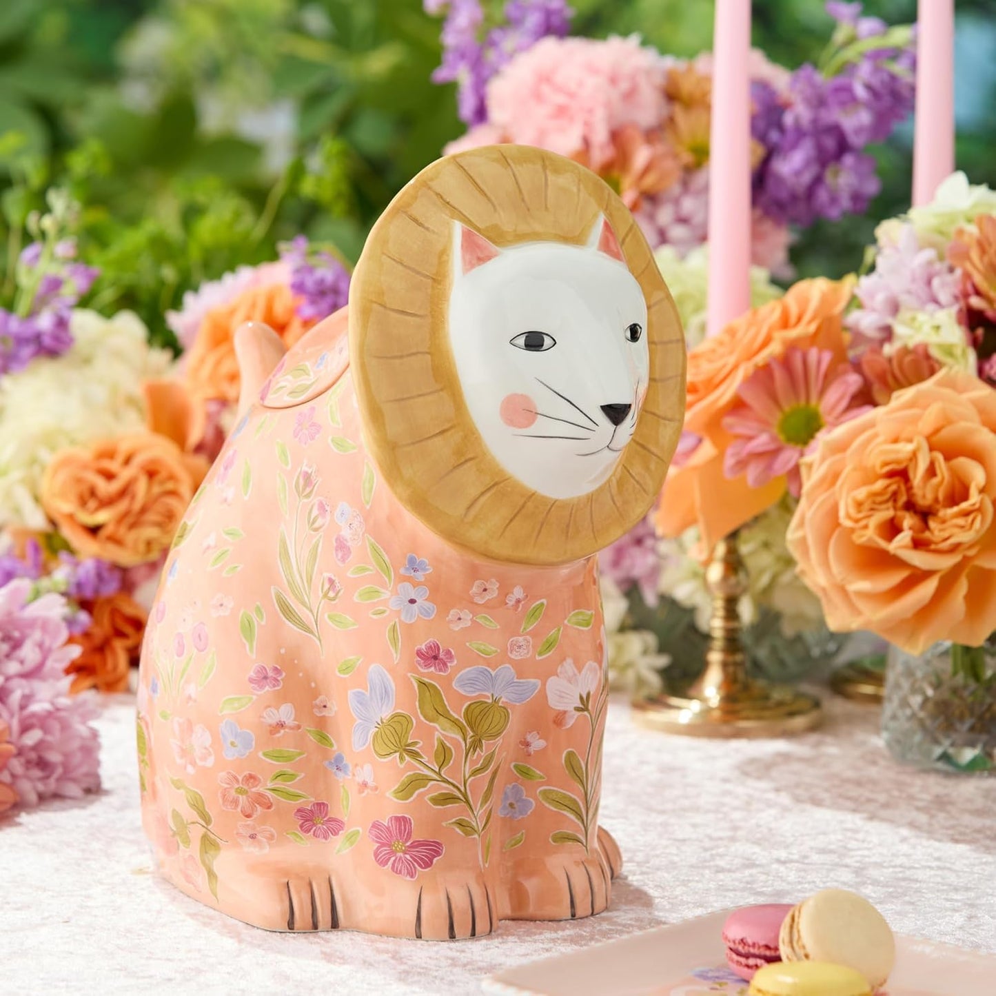 Tarro Cerámica León 3D Circo Pastel Detalles Florales Base Rayas