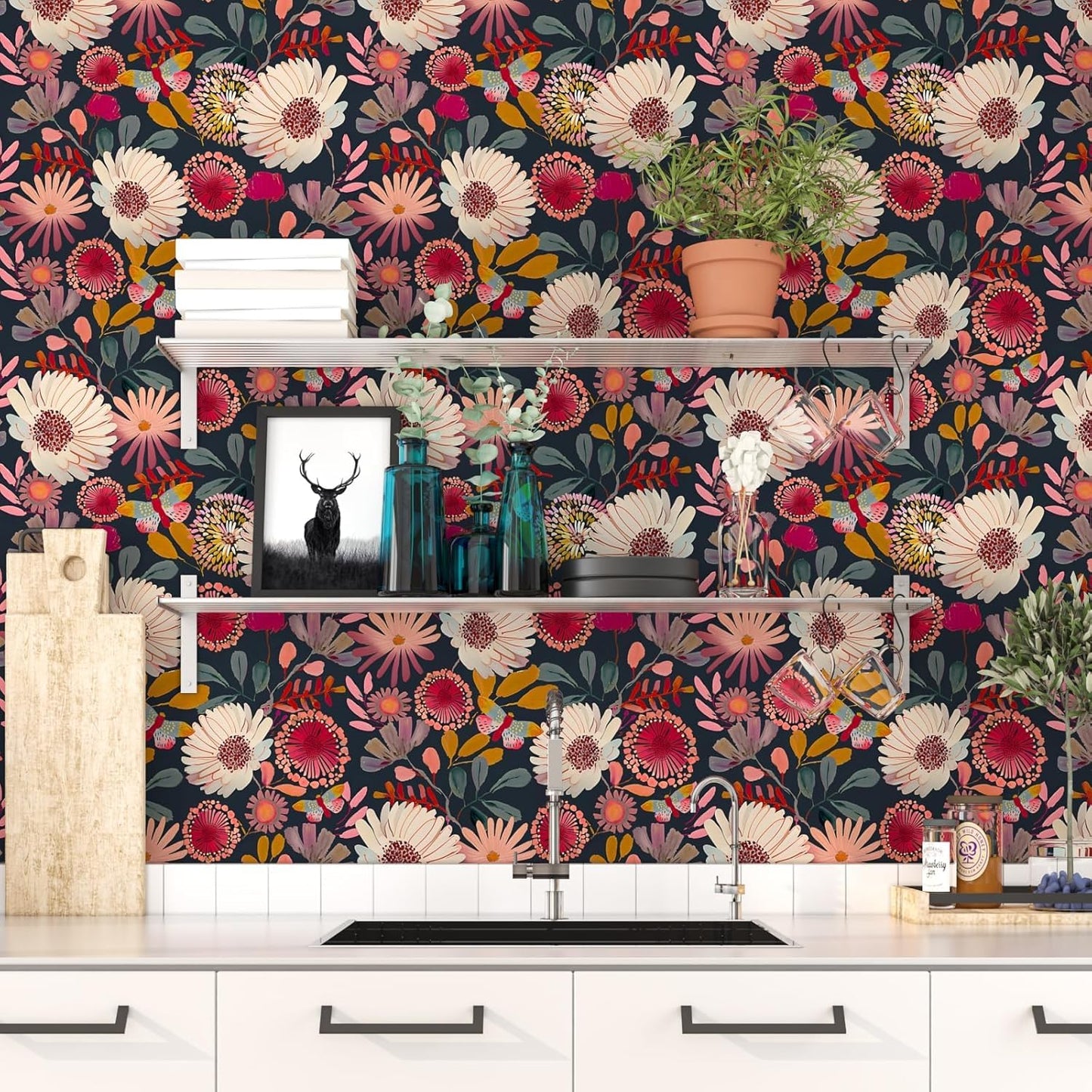 Papel tapiz floral oscuro autoadhesivo 17.5x78.7pulg
