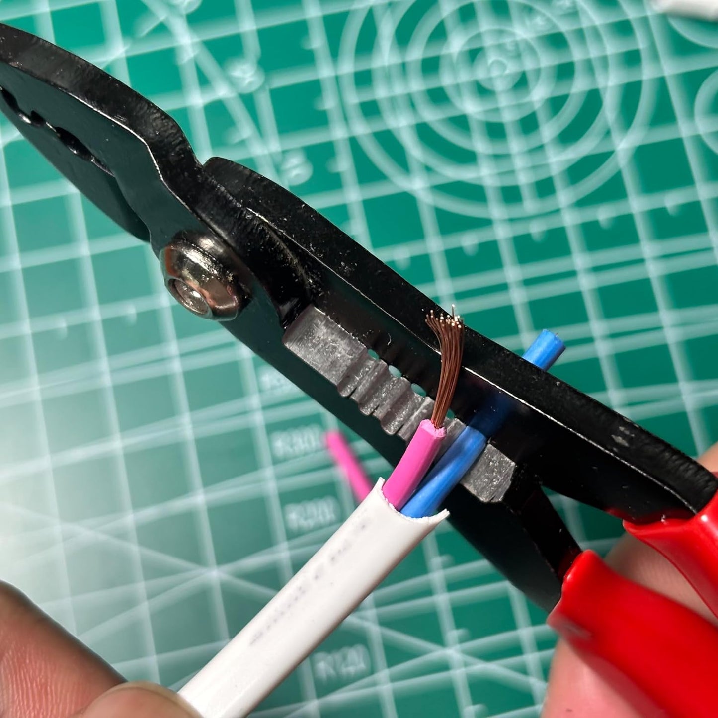 Engarzadora alambre pelacables 12-20 AWG alicates cortador