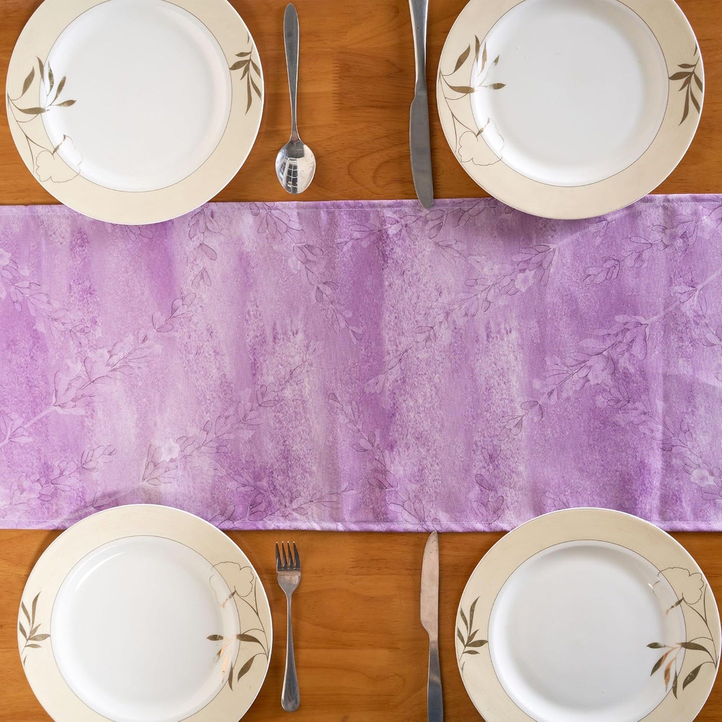 Camino de mesa floral de lavanda morado para decoración de fiesta