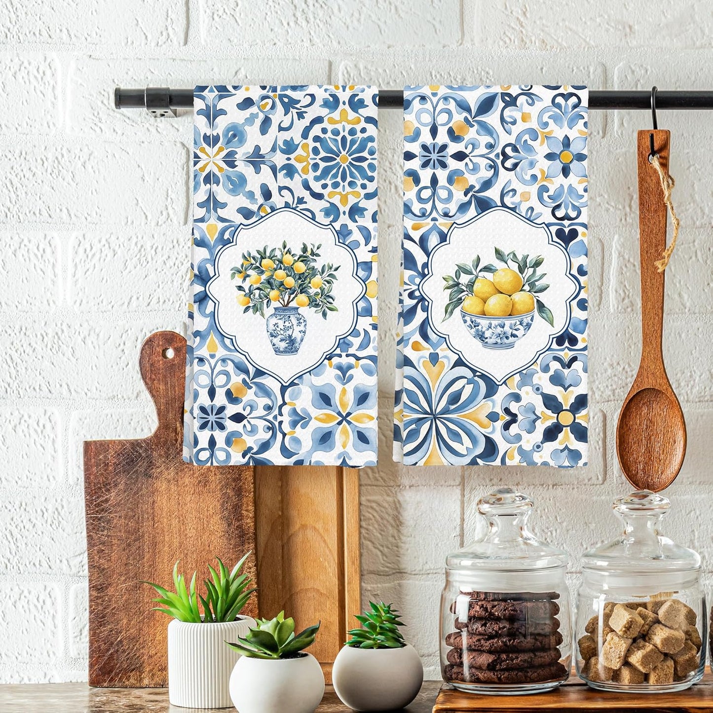 Toallas de cocina y baño Amalfi Coast con diseño mediterráneo azul y blanco 16x24in set de 2